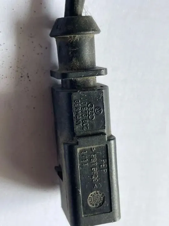 Fecho capô OEM 1J0973802 para Skoda Fabia II 1.9L image 3