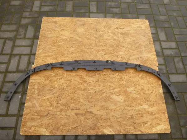 Spoiler de parachoques delantero Kia Carens III image 2