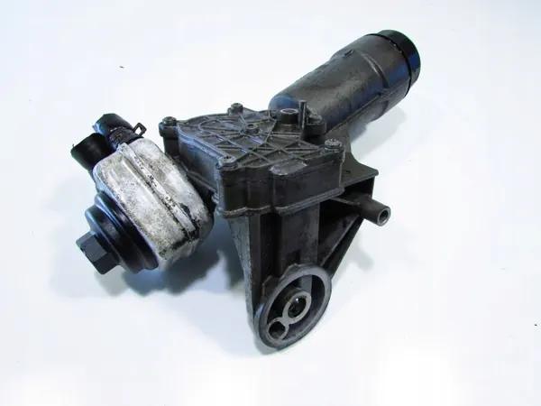 Oljefilterbas OEM 038115466 för VW Crafter 2.5 TDI image 3