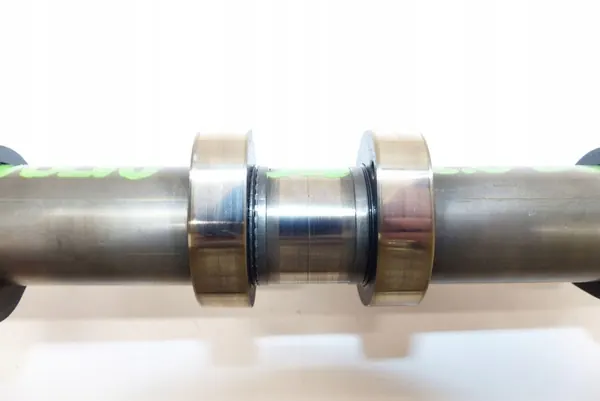 Volvo V60 I S60 II V70 III XC60 Eje de levas de escape OEM image 7