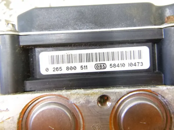 Bomba ABS OEM 0265800511 para VW Polo - Usado image 5