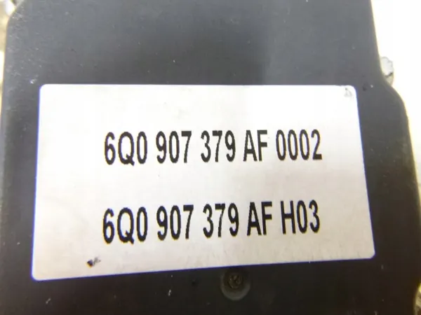 Bomba ABS OEM 0265800511 para VW Polo - Usado image 7