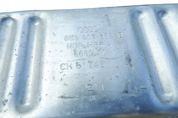 Viga de para-choque traseiro AUDI A4 (8E2, B6) 2.5L Diesel image 2