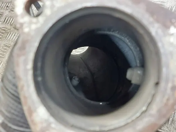 Catalyseur Vide Audi A4 B6 2.0 20V ALT image 4