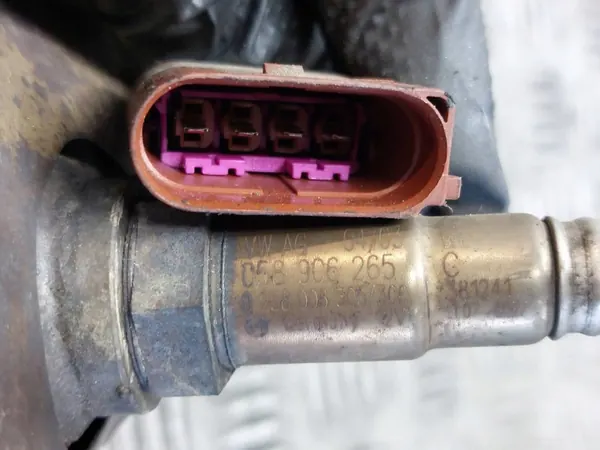 Catalyseur Vide Audi A4 B6 2.0 20V ALT image 6