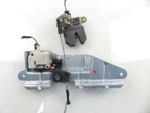 El. bagagelås VW Bora 1J5827425D, 1J5827505D image 3