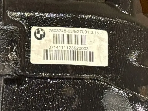 BMW Bakaxelns differential OEM 7603748 för 4-serien image 10