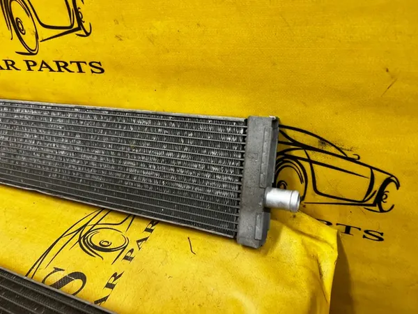 Enfriador de agua adicional Porsche Panamera 970 3.0 S E-Hybrid image 2