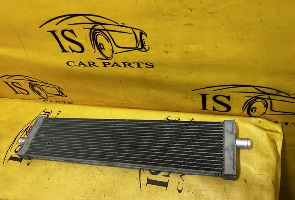 Enfriador de agua adicional Porsche Panamera 970 3.0 S E-Hybrid image 3