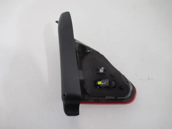 PEUGEOT 2008 LIFT Lámpara de Maletero Derecha image 4