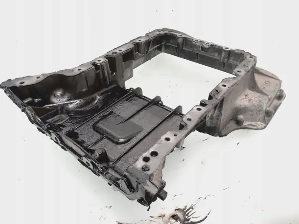 Mercedes-Benz OE A6510140800 Oliepan - Gebruikt image 5