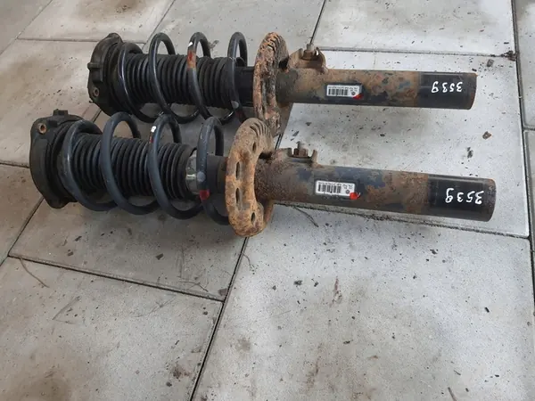 AUDI A3 8P 1.6 Ammortizzatore Anteriore Sinistro 1K0413031AS image 4