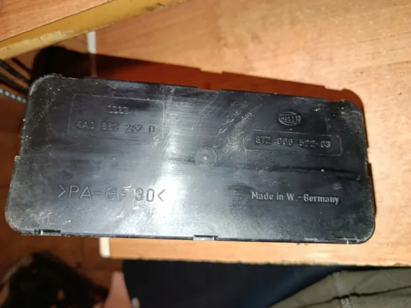 Zentralverriegelungspumpe OEM 4A0862257D für Audi 80 B4 image 3