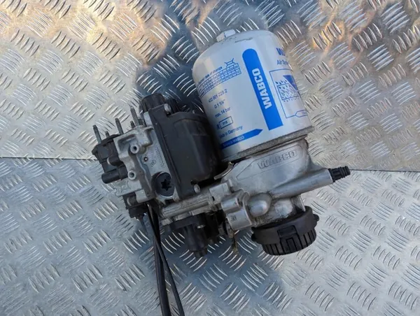 Scania NTG Lufttorkare OEM 2651887 - Begagnad image 2