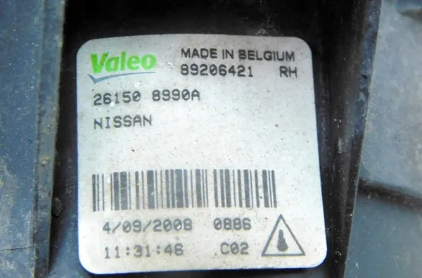 Phaare antibrouillard Nissan OE OEM 261508990A - Côté droit image 7