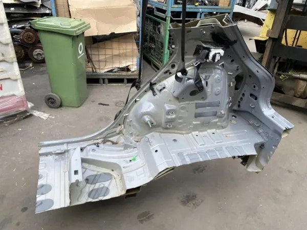 OEM 265093 Volkswagen ID.3 2024 Taka Oikea Lokasuoja image 3