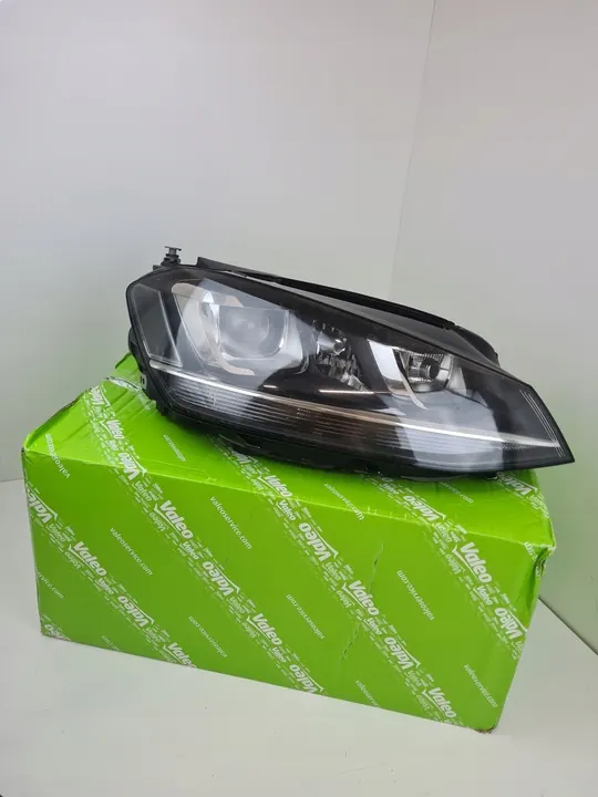 Farol direito Valeo 044924 image 3