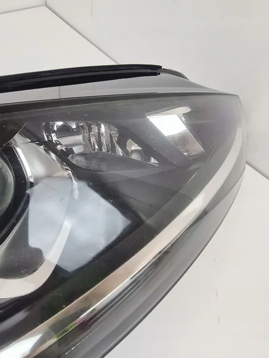 Farol direito Valeo 044924 image 6