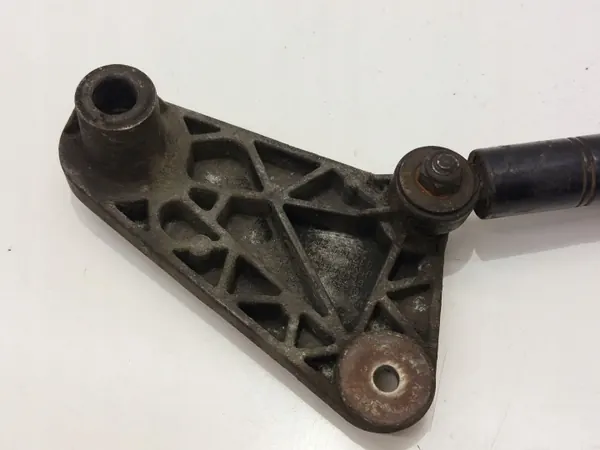 Växelströmsgeneratorremspännare OEM 037145299 VW Passat B3 image 6