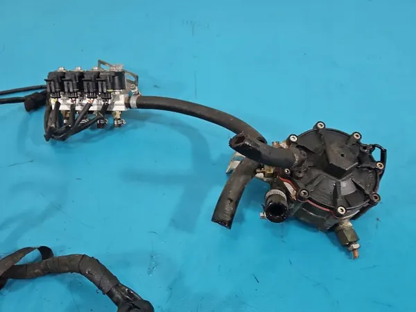 Kit de instalación GLP usado OEM IMPRK1556336 image 3