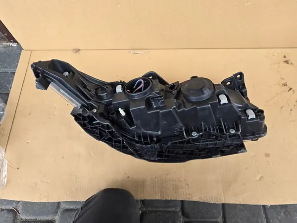 Farol esquerdo Renault Laguna II 2006-07 image 4