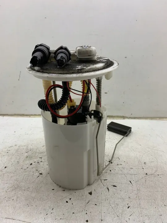 Bomba de combustível Renault Megane III 1.6 DCI image 2