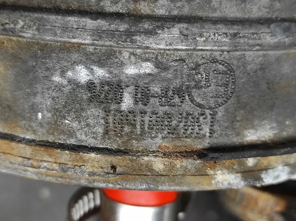 Rampe d'injecteur de gaz Mazda 6 image 5