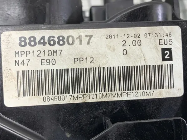 Tampa de válvulas OEM LORK-1-59406 para BMW F31 image 4