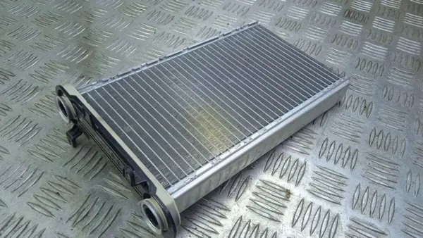 Käytetty lämmitysydin OEM T900181 Mercedes-Benz image 3