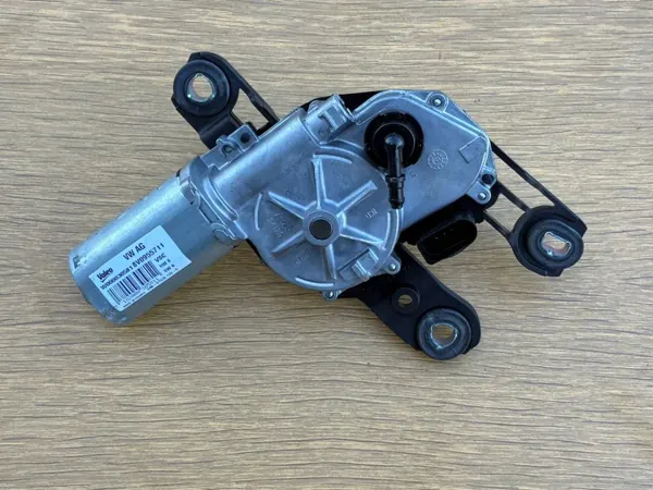 Audi A3 8V achterruitenwissermotor OEM 8V0955711 image 2