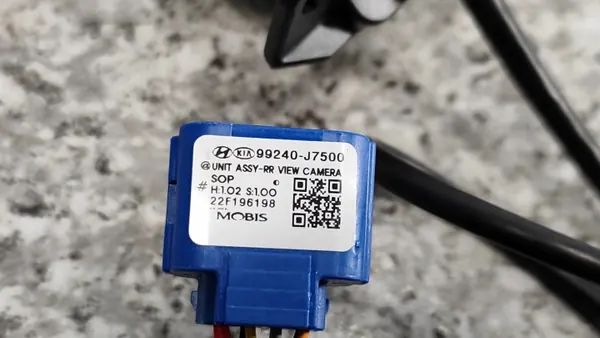 Caméra de recul OEM 99240-J7500 pour Kia image 4