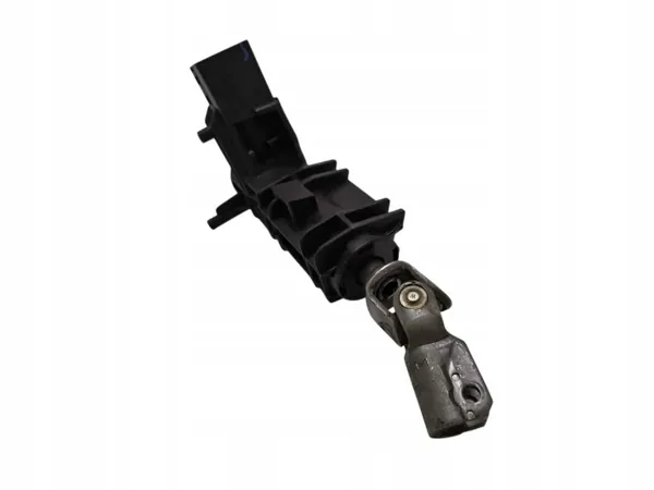 Ligier JS 50 Lenksäulenkreuz OEM 1009638 image 6