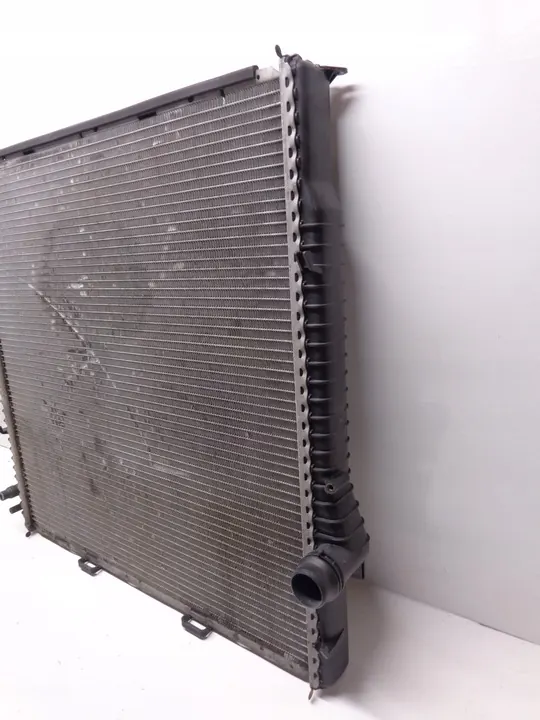 BMW X5 E53 4.4 V8 Vattensradiator 1439101 image 2