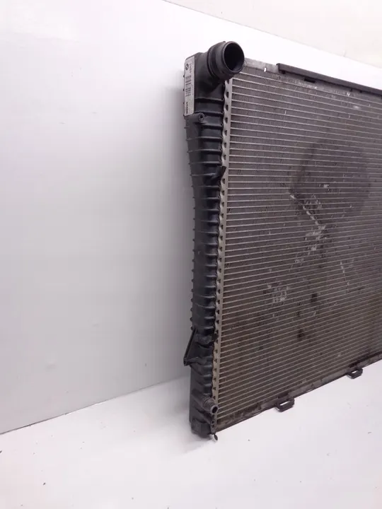 BMW X5 E53 4.4 V8 Vattensradiator 1439101 image 3