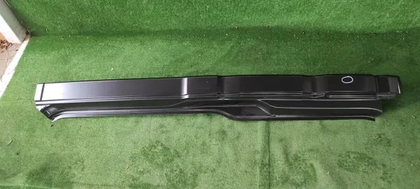 VW Crafter 7C Linke Heckpfeilerverkleidung OEM 7CA809271A image 2