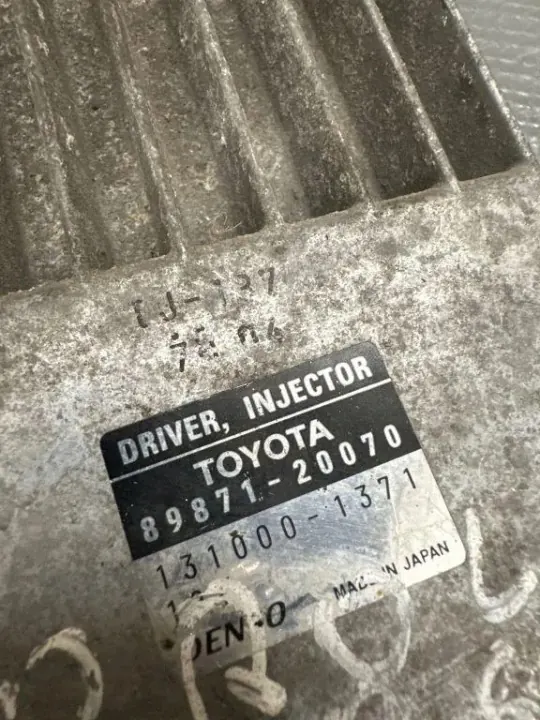 Unidade controle injeção Toyota OEM 8987120070 image 2