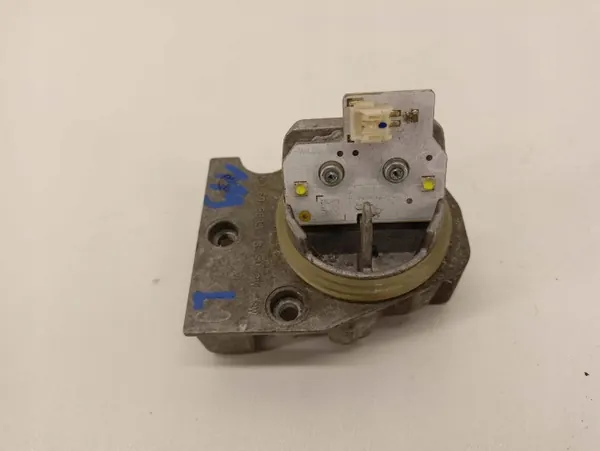 BMW X1 E84 Vasen LED Xenon Moduuli OEM E95883.Kolumb image 4