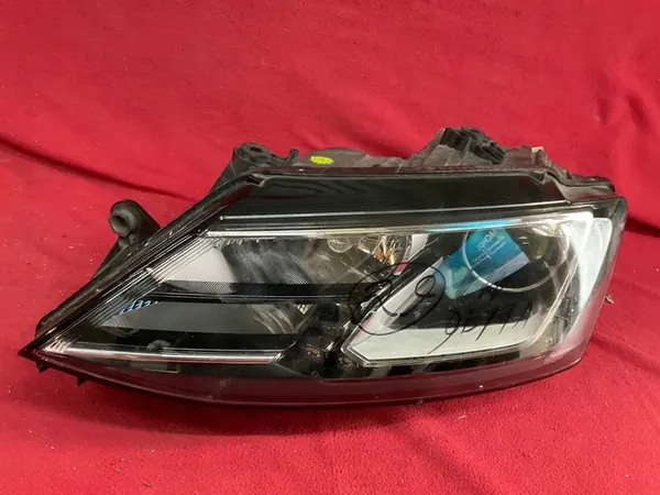 Farol Dianteiro Esquerdo LED Xenon VW Jetta VI 5C 5C7941751E image 2