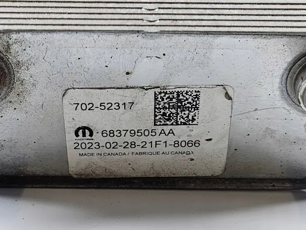 Refroidisseur huile boîte Jeep OE 68379505AA image 3