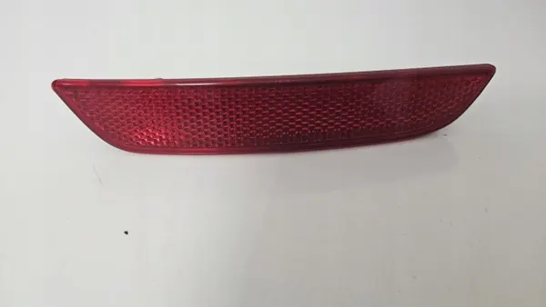 Reflector derecho parachoques Renault Clio IV OEM 265605789R image 2