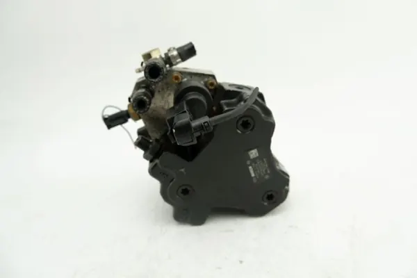 Bomba de injeção Mercedes-Benz OE A6400700601 usada image 4