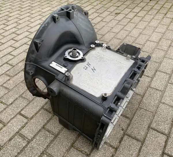 Scania Getriebegehäuse OEM 2099587 - Gebraucht image 4