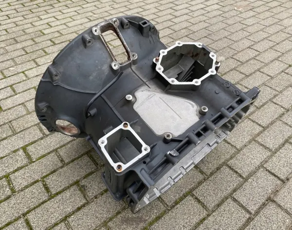 Scania Getriebegehäuse OEM 2099587 - Gebraucht image 5