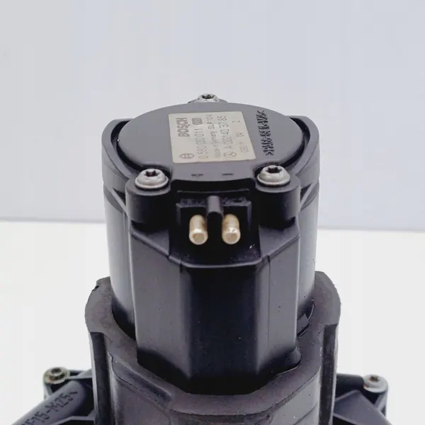 Pompe à air secondaire OEM DRC99225 Mercedes-Benz image 9