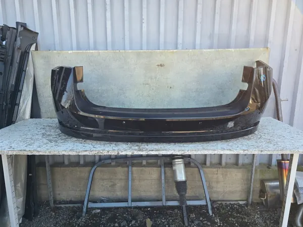 Parachoques trasero Skoda Octavia IV Kombi OEM 5E7807421 image 2