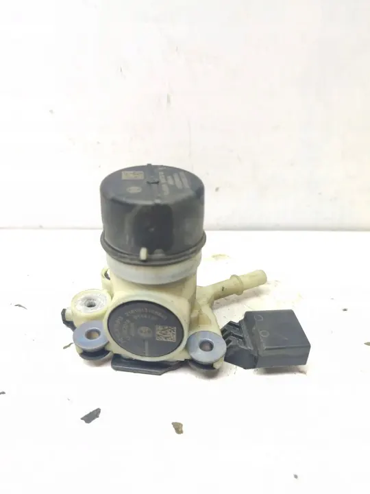 Pompe réservoir AdBlue OEM F01C250151 pour Sprinter 2.2 CDI image 2