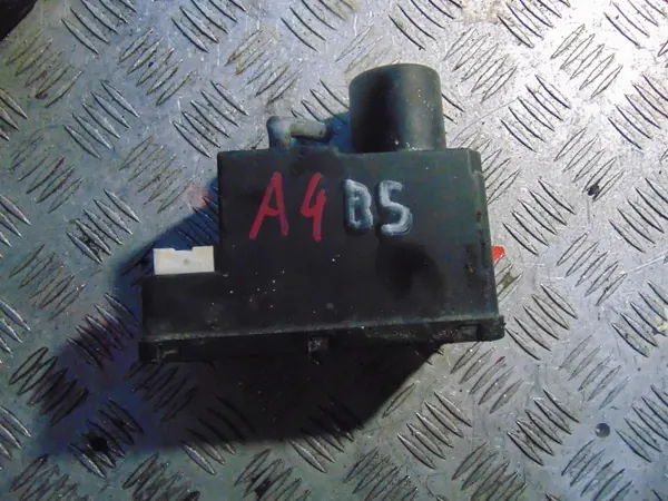 Bomba de fecho central Audi OEM 4A0862257J - Usado image 2