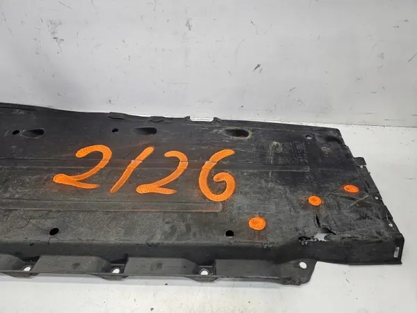 Vänster underkroppssköld OEM 8E0825207B 2/26 för Audi A4 B7 image 9