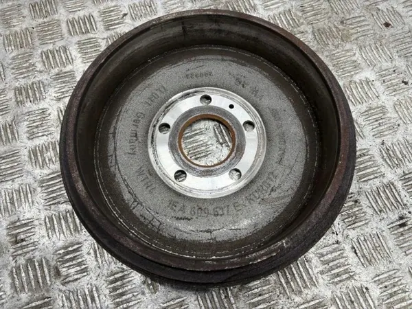 Taka-oikea jarrupalje OEM 1EA609617E Skoda Enyaq image 4