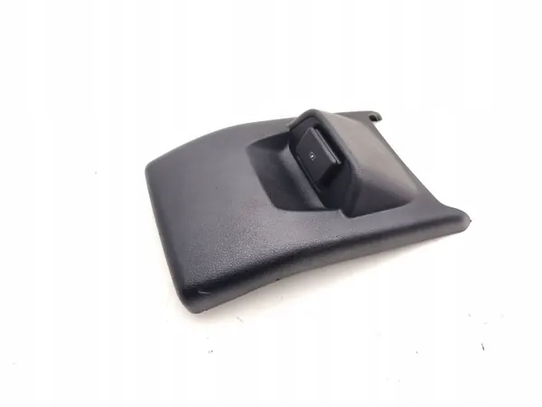 Nissan Leaf II USB-aansluiting OEM 969305SH1B image 3